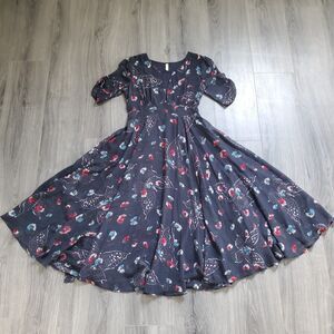 Free People Midi Dress Size 4 Gray Butterfly Floral Flare Boho Romantic Feminine